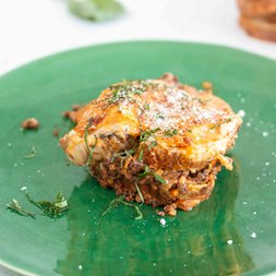 Brot-Lasagne mit Rindfleisch