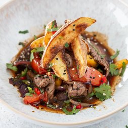 Lomo saltado